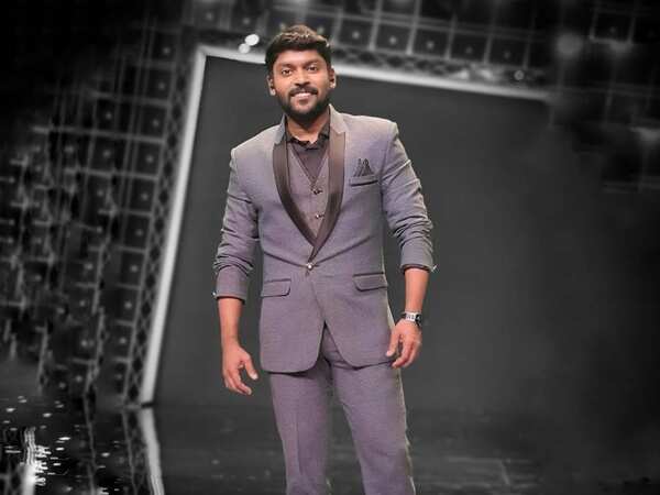 Vidhu Stills