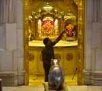 Only 1000 devotees per day in Siddhivinayak temple