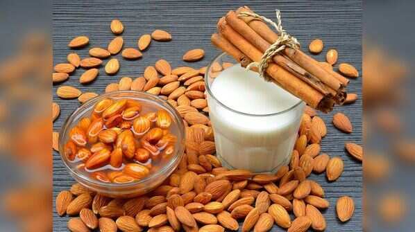 Raw almond vs. soaked almonds