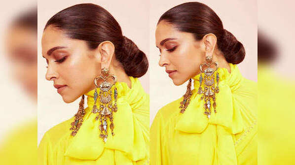 Glimmering gold