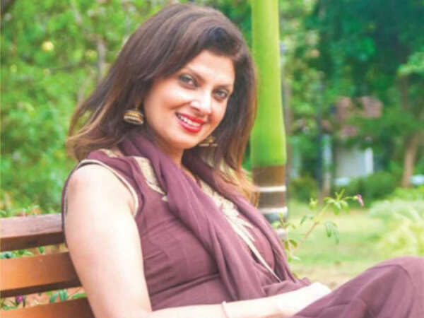 Varsha Usgaonkar Pictures
