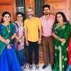 Article image for: <i class="tbold">kudumbavilakku</i> actors have fun during shoot breaks