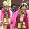 Taking the saat pheras