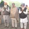 Delhi: Farmers staying at Burari's Nirankari Samagam Ground gathered for prayers this morning. The protest at the ground entered 13th day today.