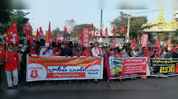 Agitating farmers call for 'Bharat Bandh' today