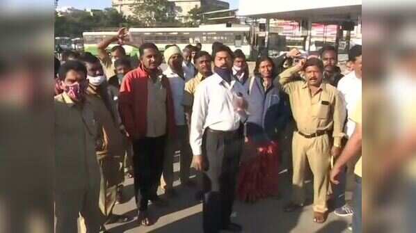 Agitating farmers call for 'Bharat Bandh' today