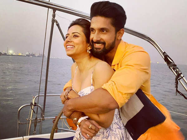 Ravi Dubey