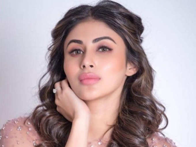 We've found 5 beauty secrets of Mouni Roy and you have to know them! | The  Times of India