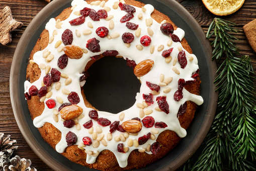Fruit and Nut Christmas Cake