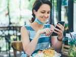 How safe is it to eat in a restaurant?