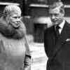 Article image for: <i class="tbold">queen mary</i> wears a fur neck wrap outside Marlborough House