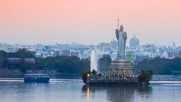 Eco-friendly cruise boats to come up for tourists at Hyderabad&rsquo;s Hussain Sagar Lake