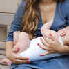 Why are experts against offering a COVID-19 vaccine for breastfeeding women?