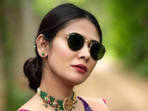 Kavya Gowda Images