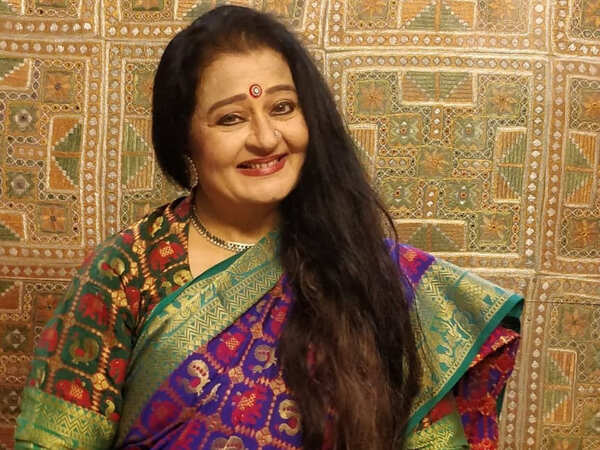 Apara Mehta Images
