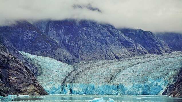 Solo cruising epic Alaska