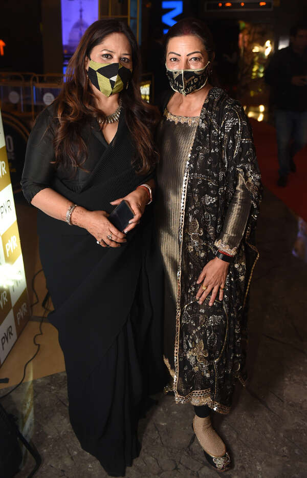 Namrata Singh Wallpapers