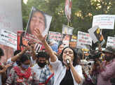 Swara Bhasker joins protest over Hathras Gang Rape at Jantar Mantar