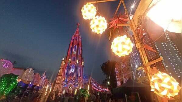 All decked up