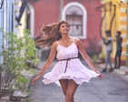 Daisy Shah chills in Goa