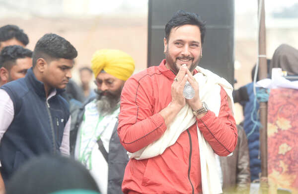 Gurpreet Saini Photos