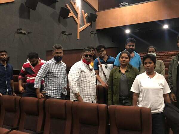 Mysskin Stills