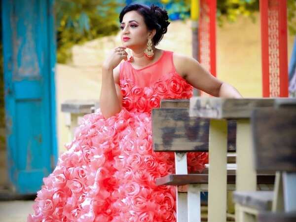 Vanishree Photos