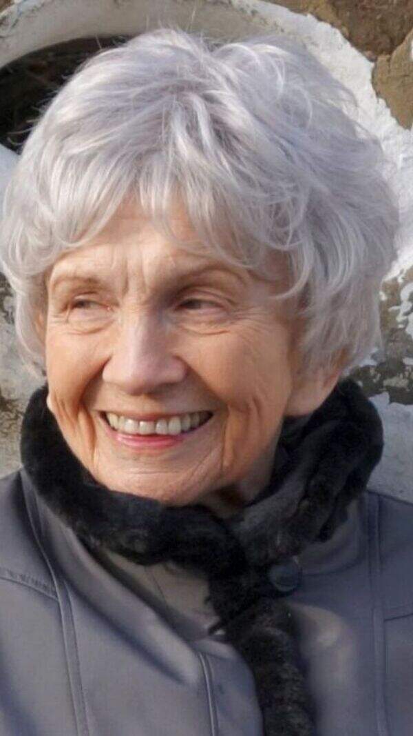 Alice Munro Pictures