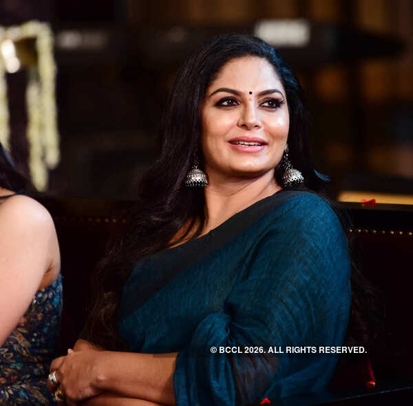 Asha Sharath Wallpapers