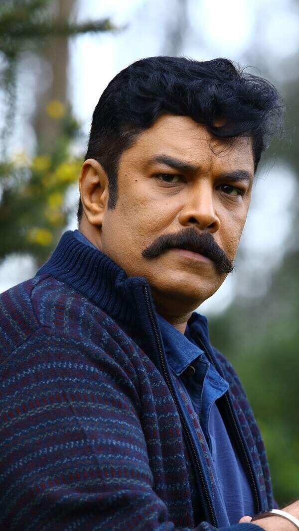 Sundar C