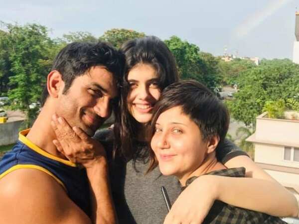 Swastika Mukherjee Photos