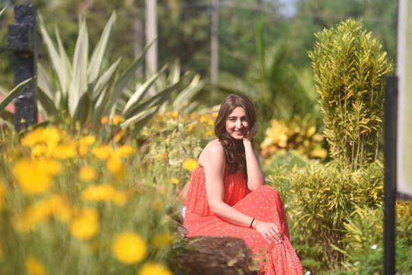 Dhvani Bhanushali Photos