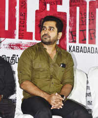 Article image for: Check out our latest images of <i class="tbold">Vijay Antony</i>