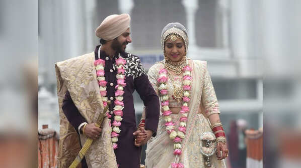 Quiet wedding at a Gurudwara
