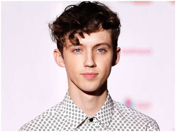 Troye Sivan Wallpapers