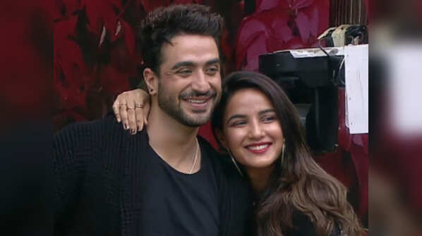 Jasmin Bhasin and Aly Goni
