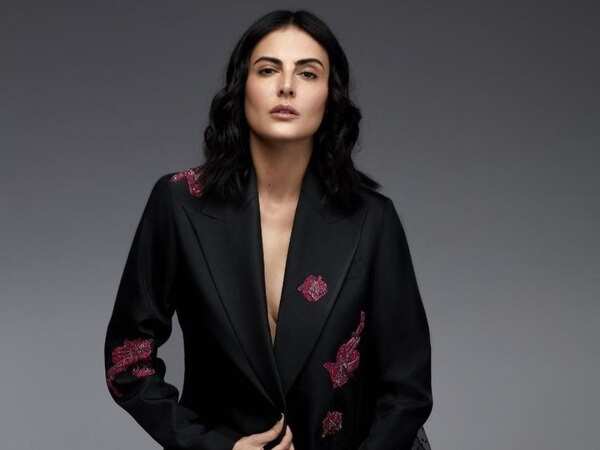 Mandana Karimi Stills