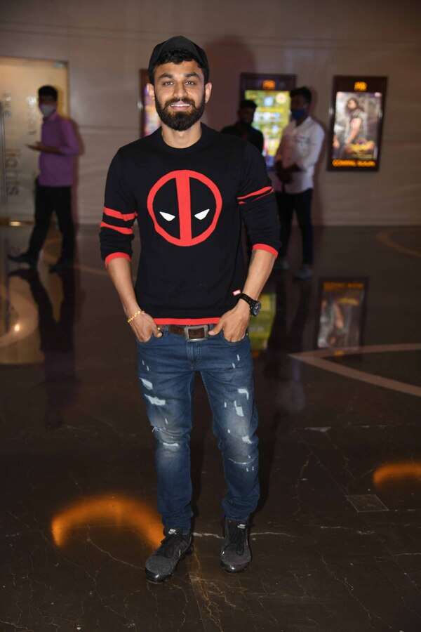 Shashi Kumar Images