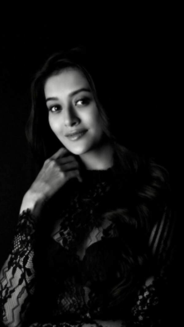 Pooja Jhaveri Stills