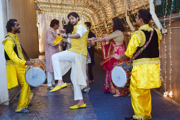 Priyaank Pictures