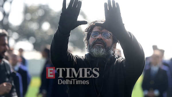 Harshavardhan Kulkarni Photos