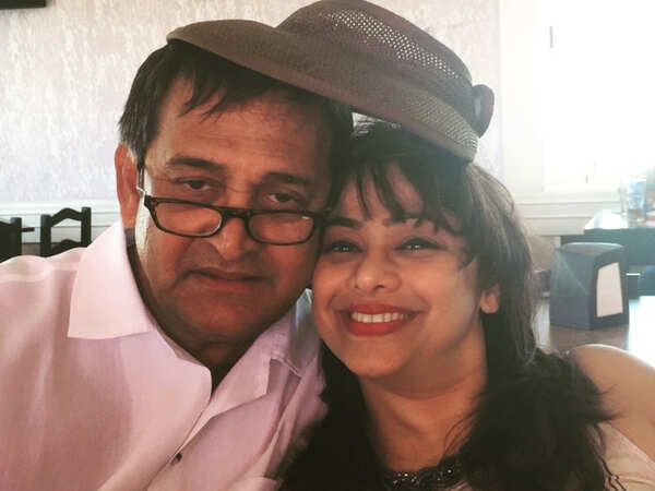 Medha Manjrekar Photos