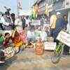 Article image for: Bhopal: Congress workers protest against LPG, oil price hike