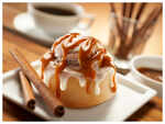 ​Cinnamon Roll Cake