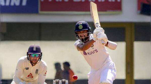 Pujara's 'unlucky' dismissal