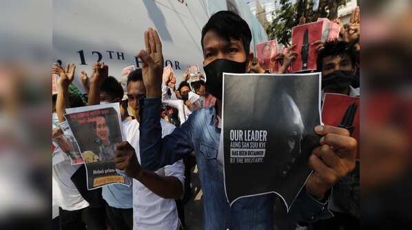 Thousands protest in Myanmar