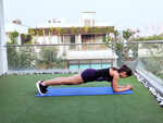 ​Forearm plank hold