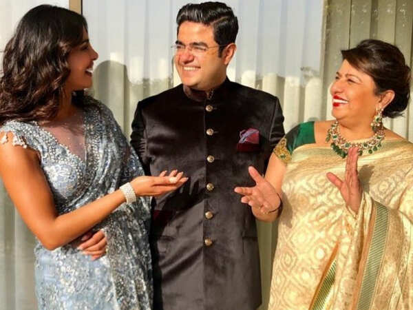 Tarun Tahiliani