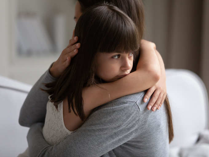 5 signs that show your child may be suffering from mental health issues |  The Times of India