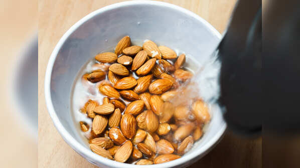 How to soak almonds